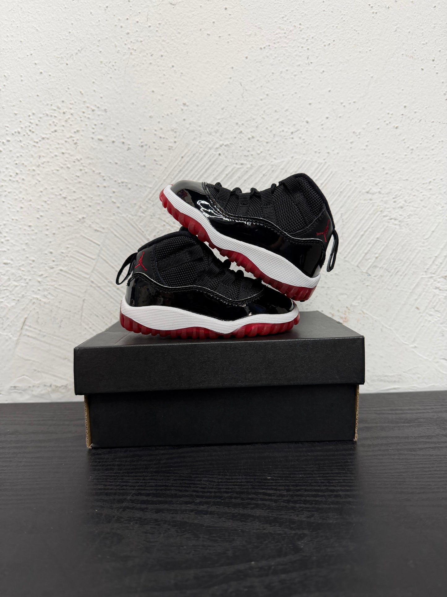 JORDAN 11 PLAYOFF BREDS (2019) (TD)