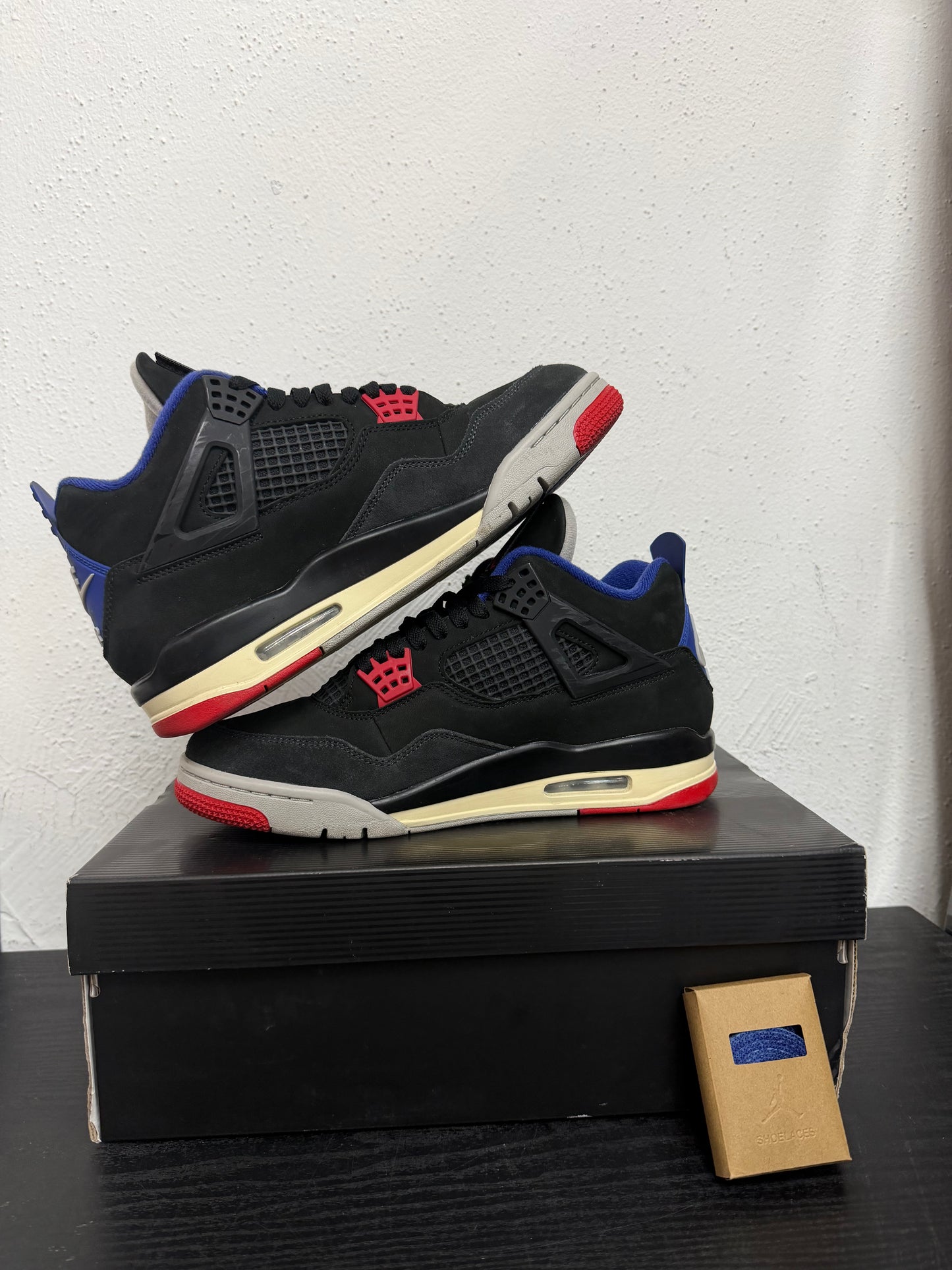 JORDAN 4 RARE AIR (USED)