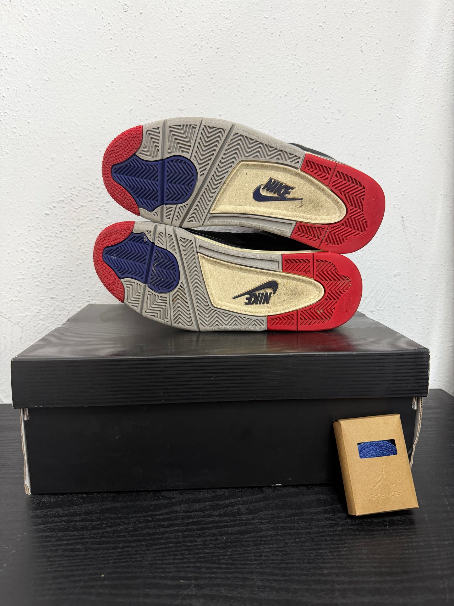 JORDAN 4 RARE AIR (USED)