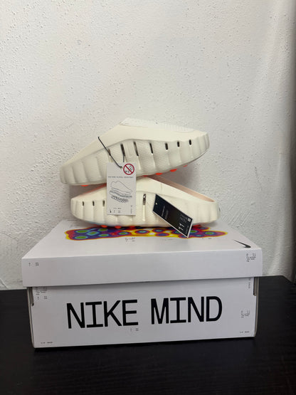 NIKE MIND 001 SLIDE SAIL