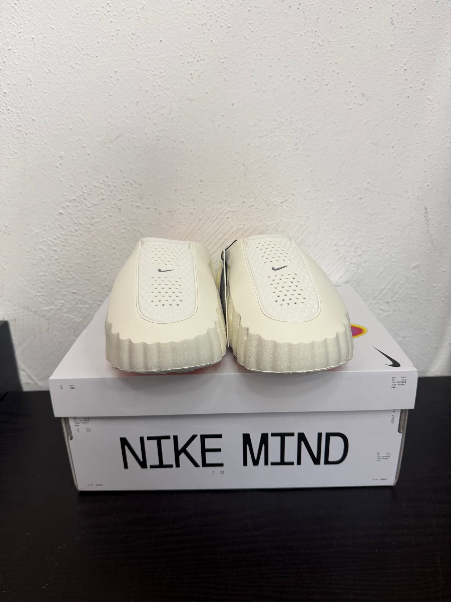 NIKE MIND 001 SLIDE SAIL