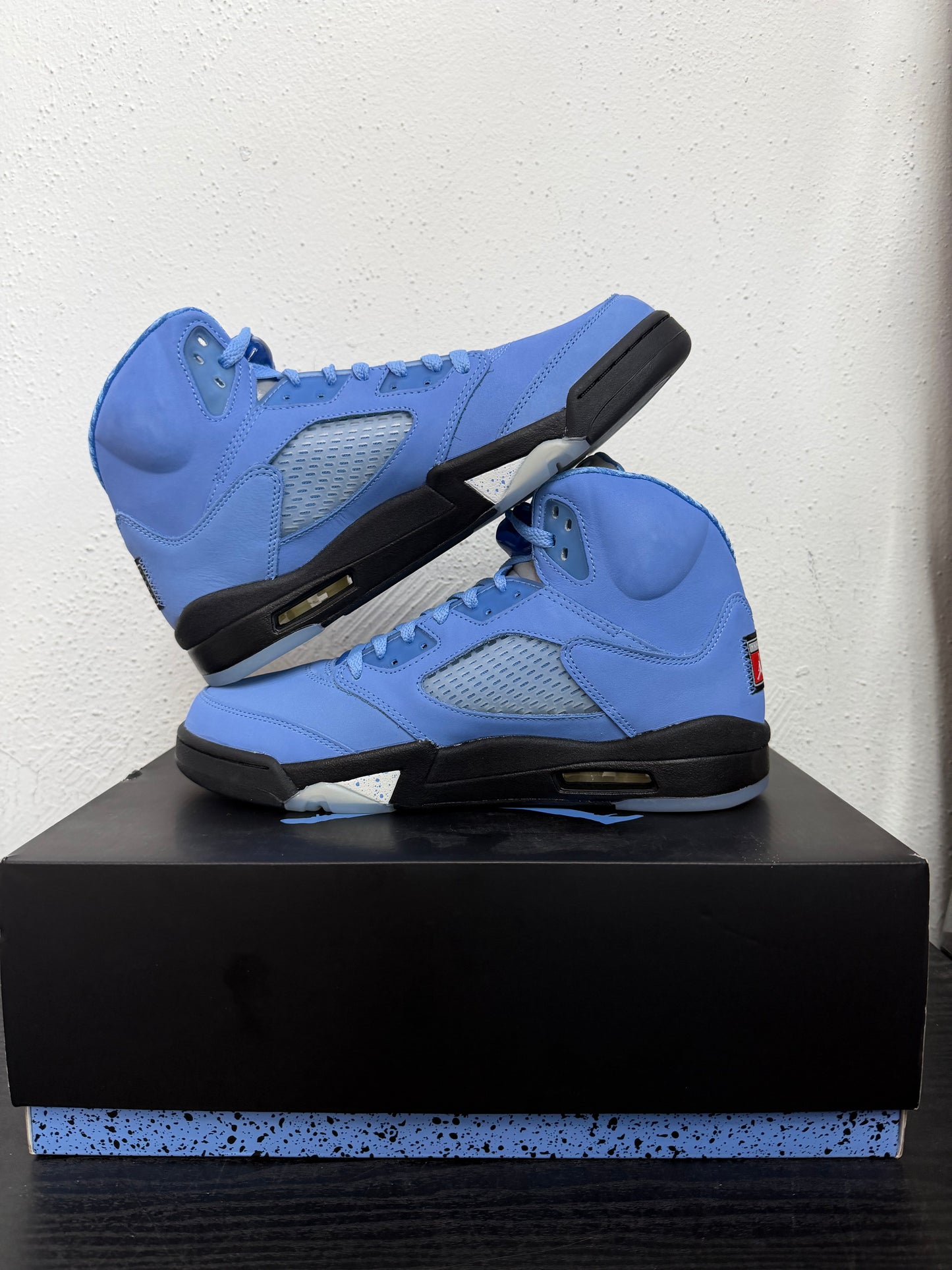 JORDAN 5 UNC