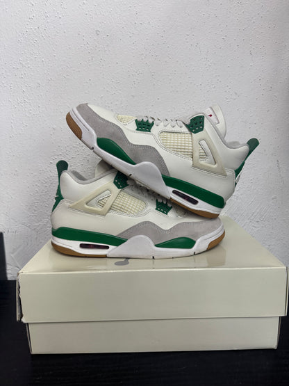 JORDAN 4 SB PINE GREEN (USED)
