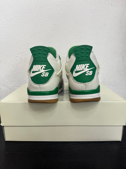 JORDAN 4 SB PINE GREEN (USED)