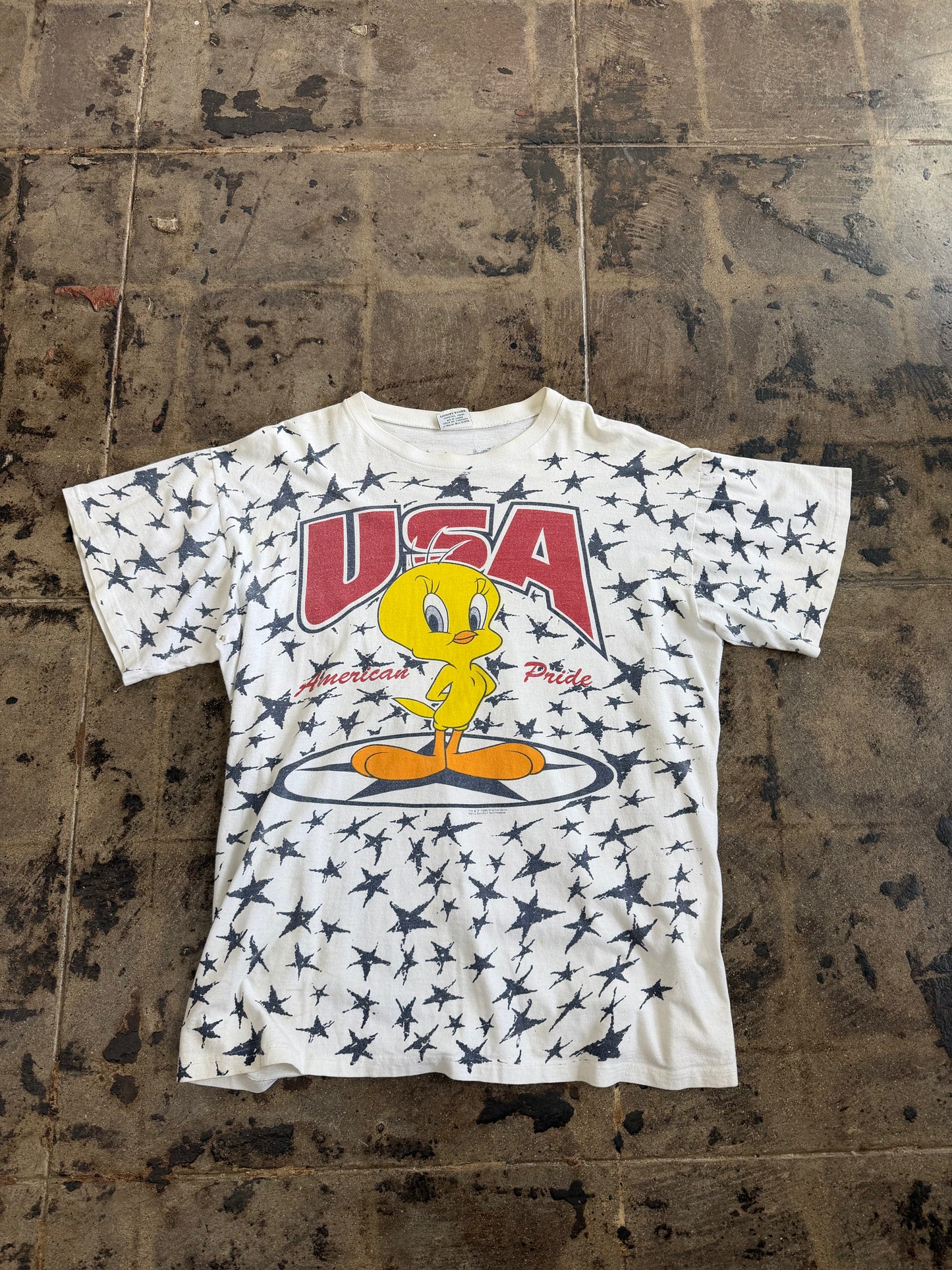 AOP USA TWEETY BIRD TEE