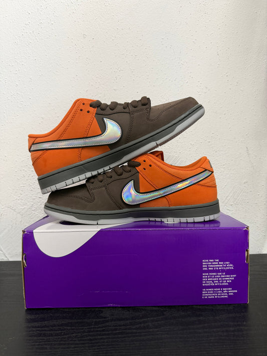 NIKE SB DUNK LOW MUNI FAST PASS
