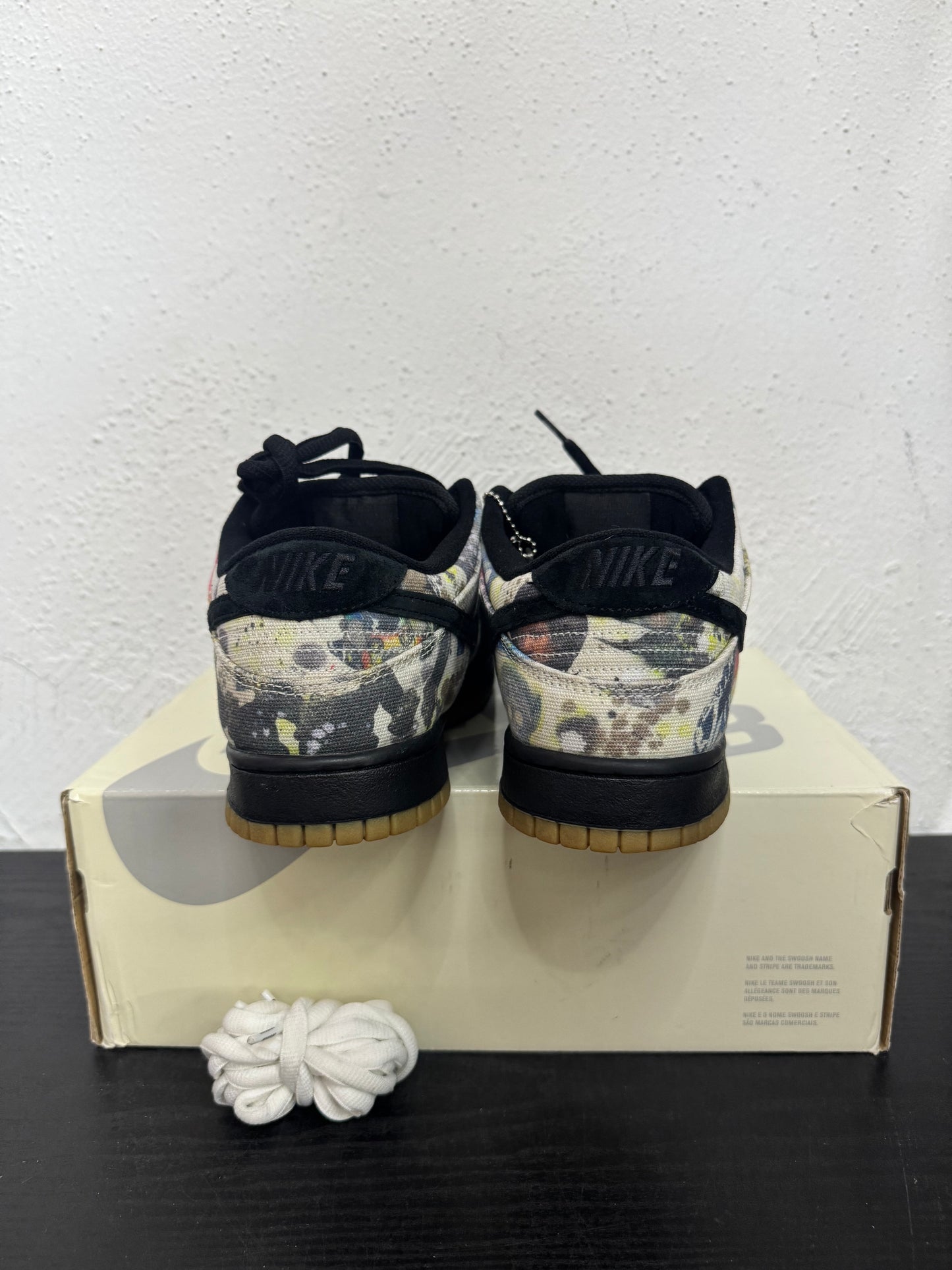 DUNK LOW SB SUPREME RAMMELLZEE (USED)