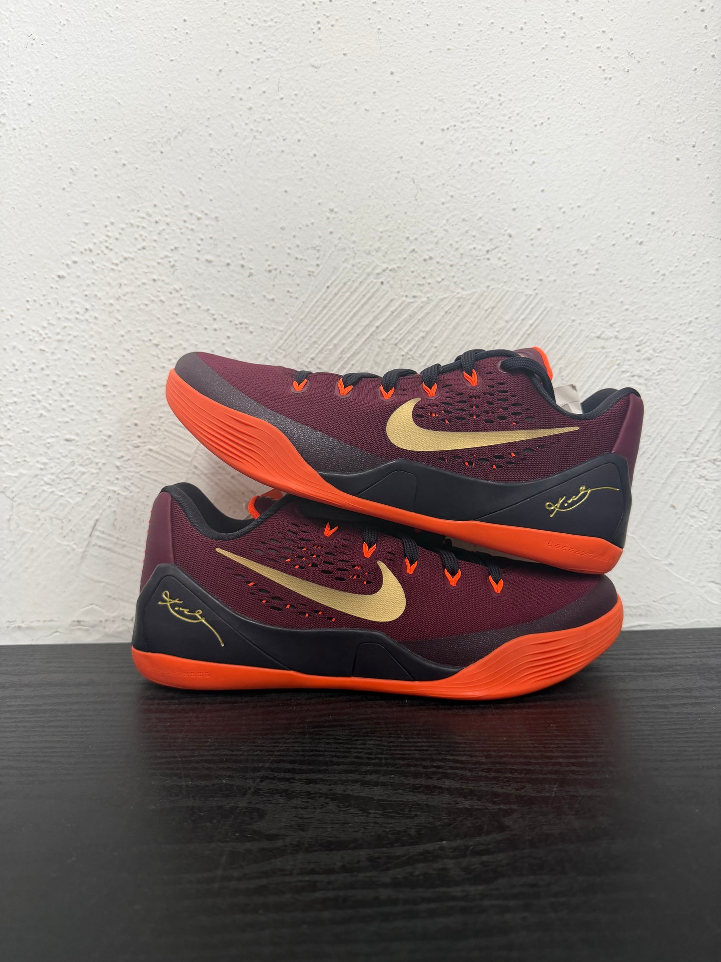 KOBE 9 EM DEEP GARNET
