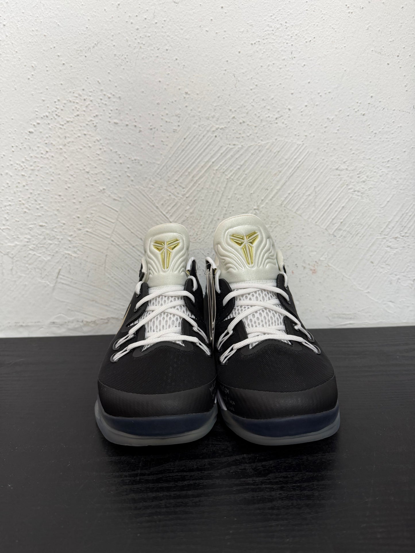 KOBE 5 ZOOM VENOMENON 5 BLACK METALLIC GOLD
