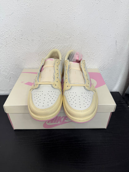 JORDAN 1 LOW TRAVIS SCOTT SHY PINK