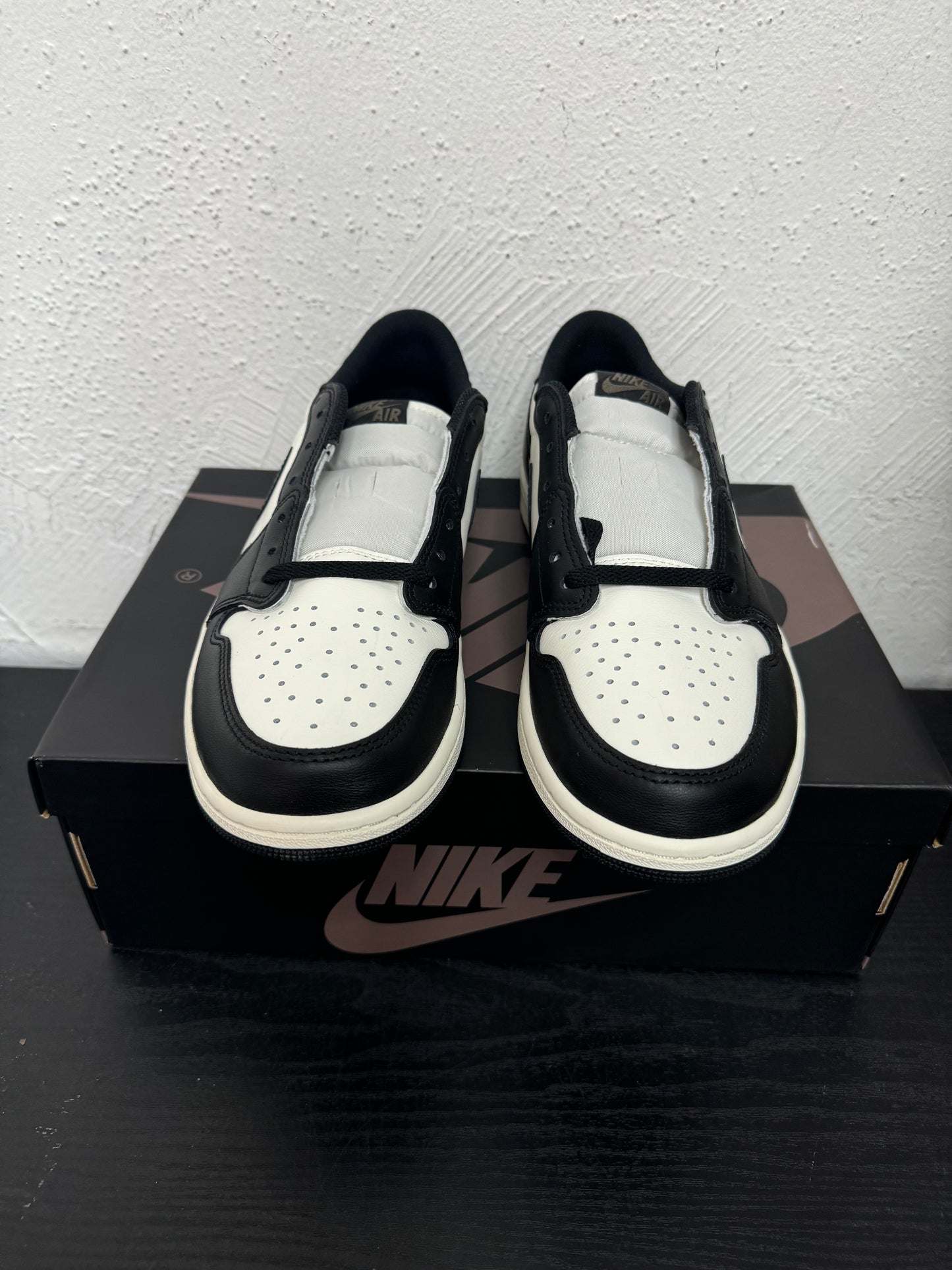 JORDAN 1 LOW MOCHA