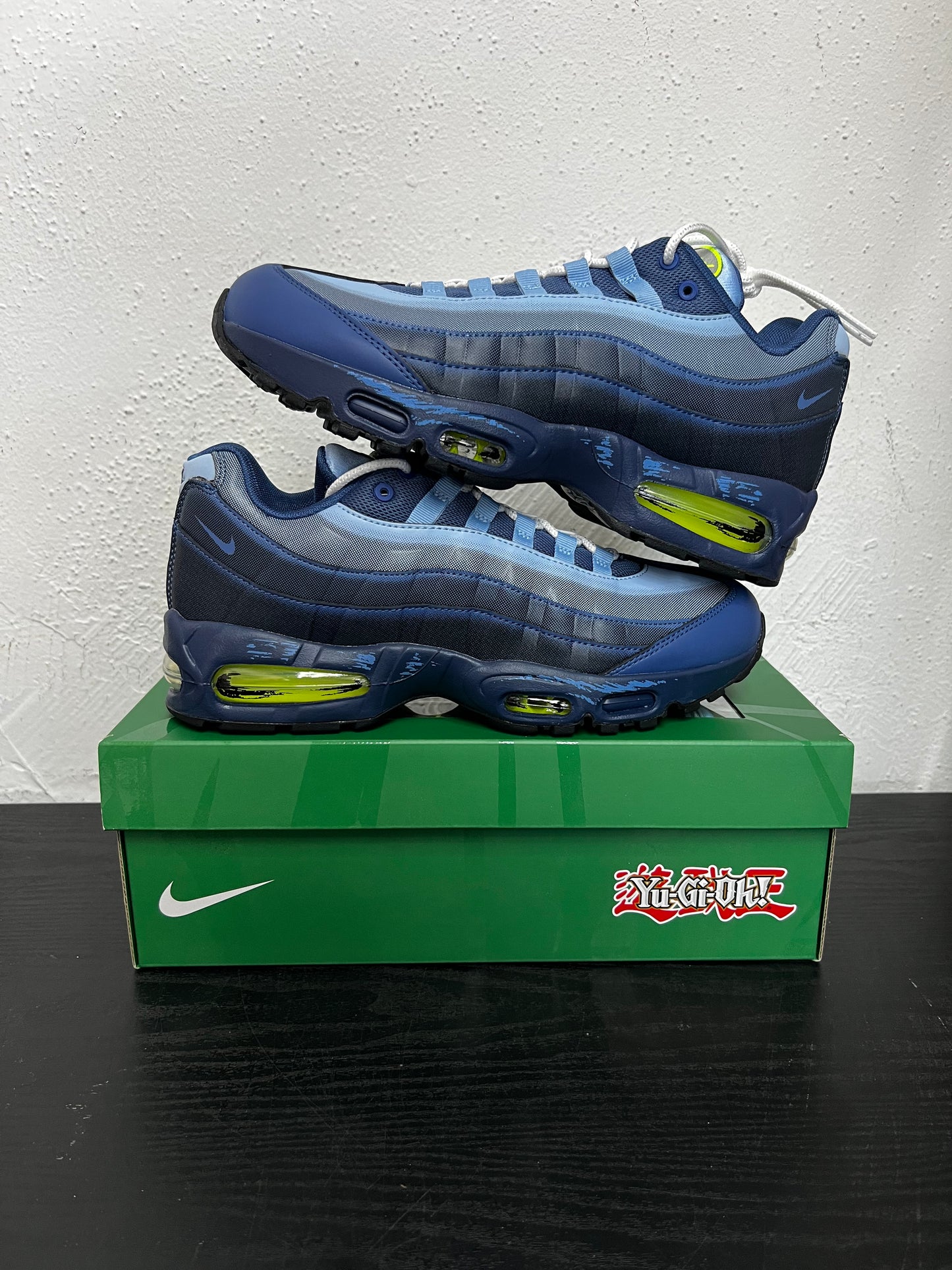 NIKE AIR MAX 95 YU-GI-OH!