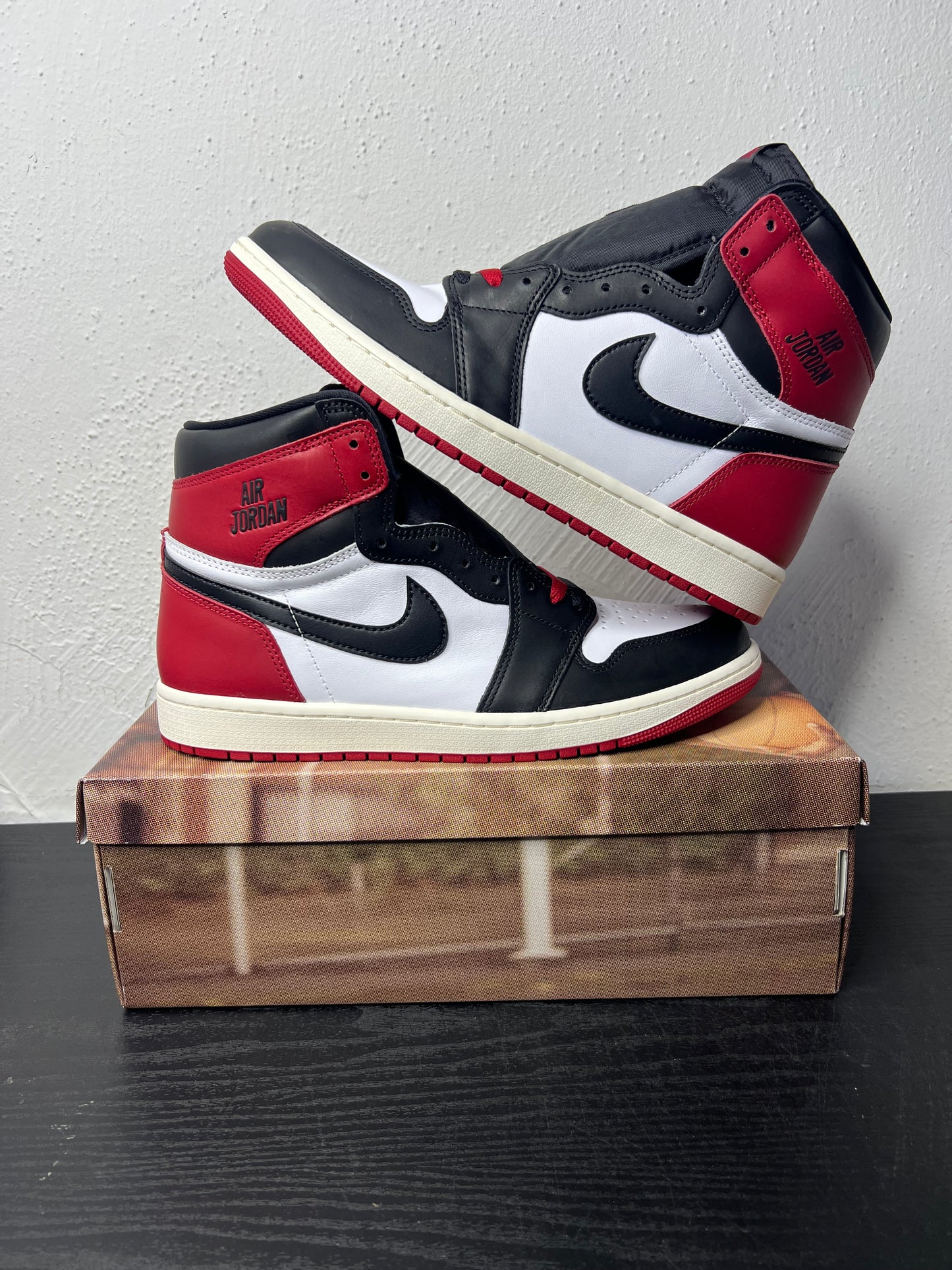 JORDAN 1 REIMAGINED BLACK TOE