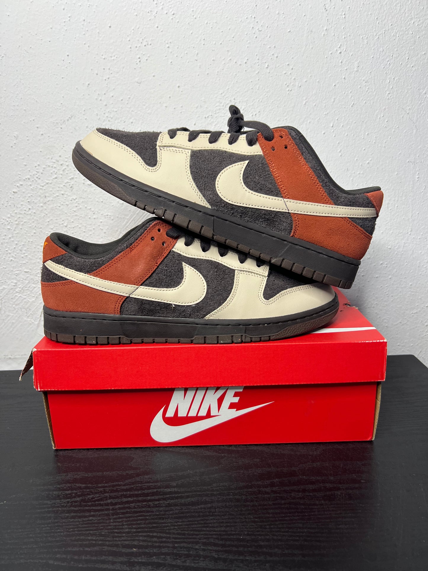 DUNK LOW RED PANDA