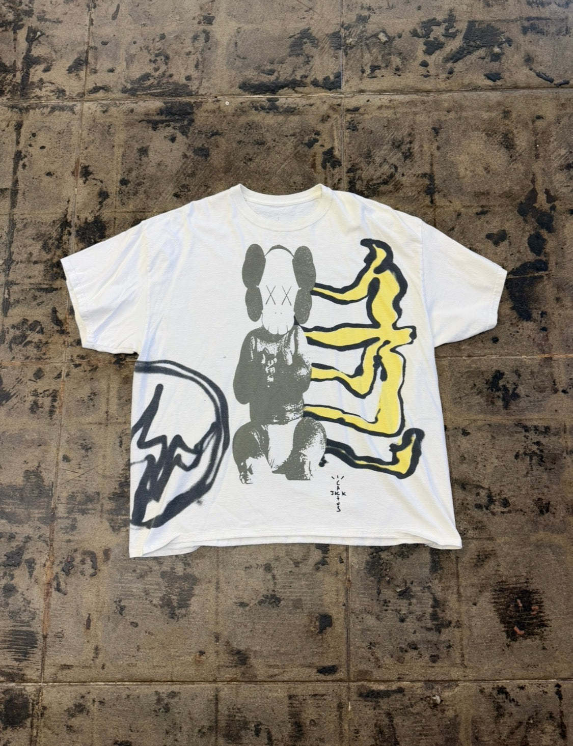 KAWS X TRAVIS SCOTT X FRAGMENT TEE
