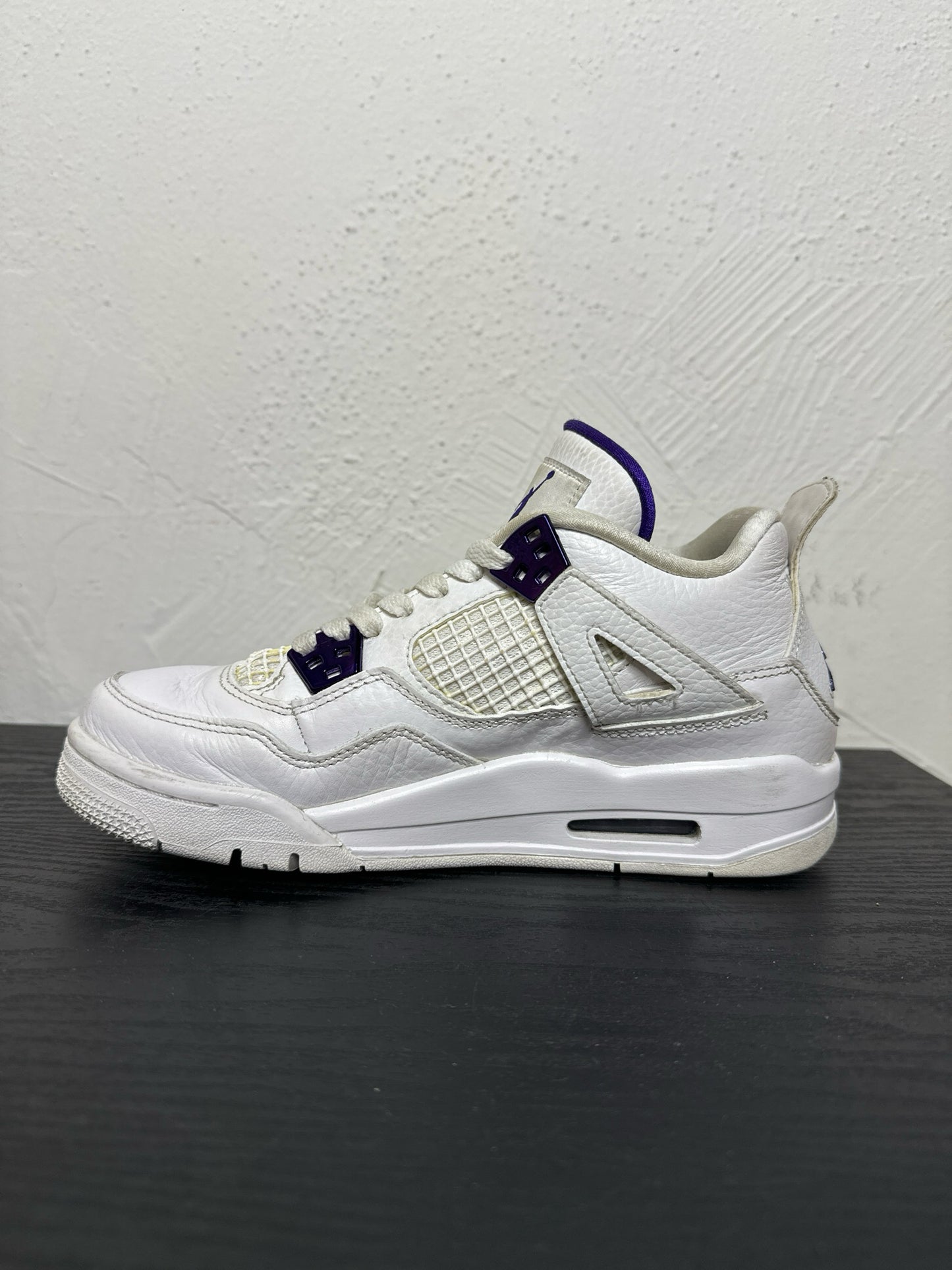JORDAN 4 METALLIC PURPLE (USED NO BOX) SIZE: 5.5Y(7W)