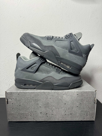 Brand new JORDAN 4 Wet Cement sneakers with original box