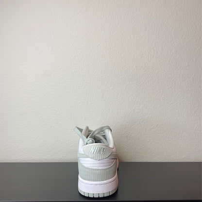 Dunk Low Corduroy Grey