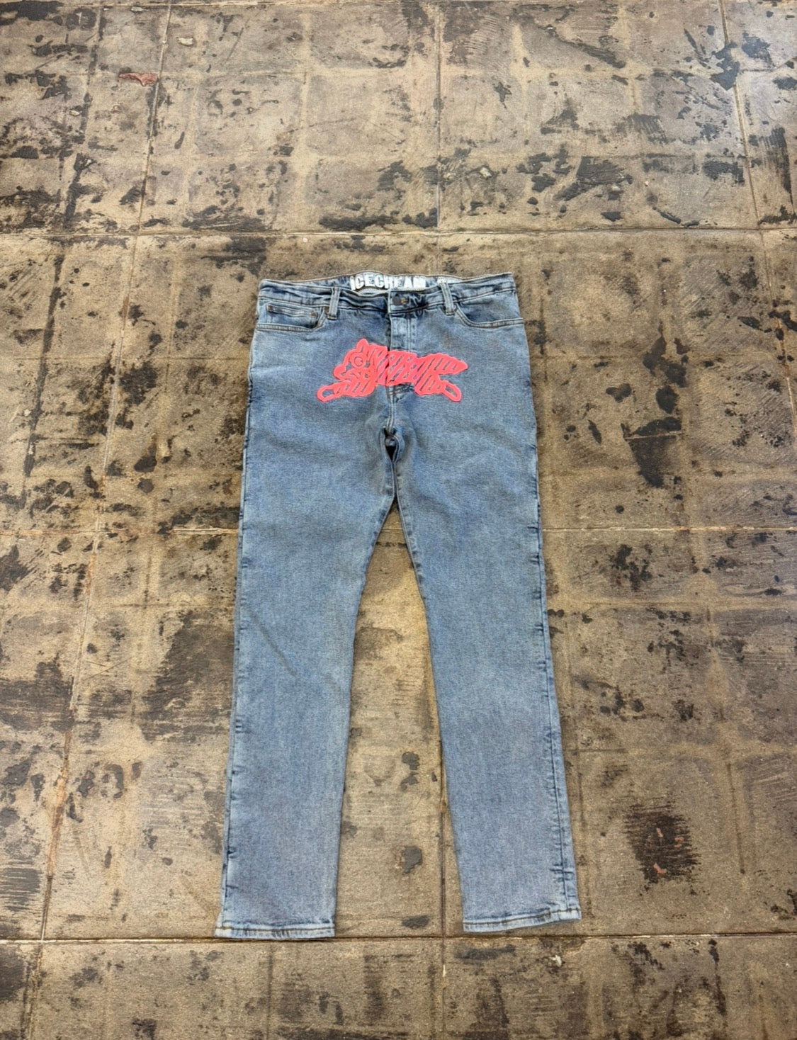 ICE CREAM NEON CHERRY LIGHT BLUE JEANS