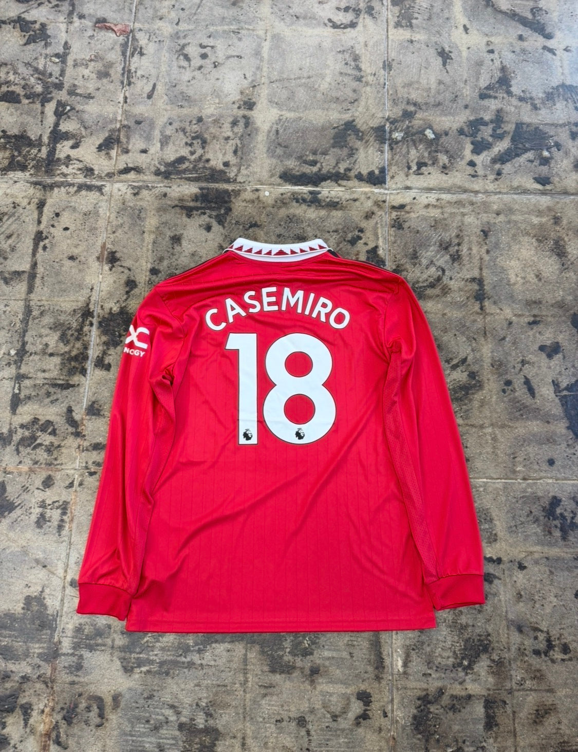 MANCHESTER UNITED CASEMIRO #18 L/S JERSEY