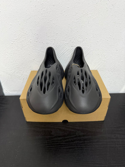 YEEZY FOAM RUNNER ONYX