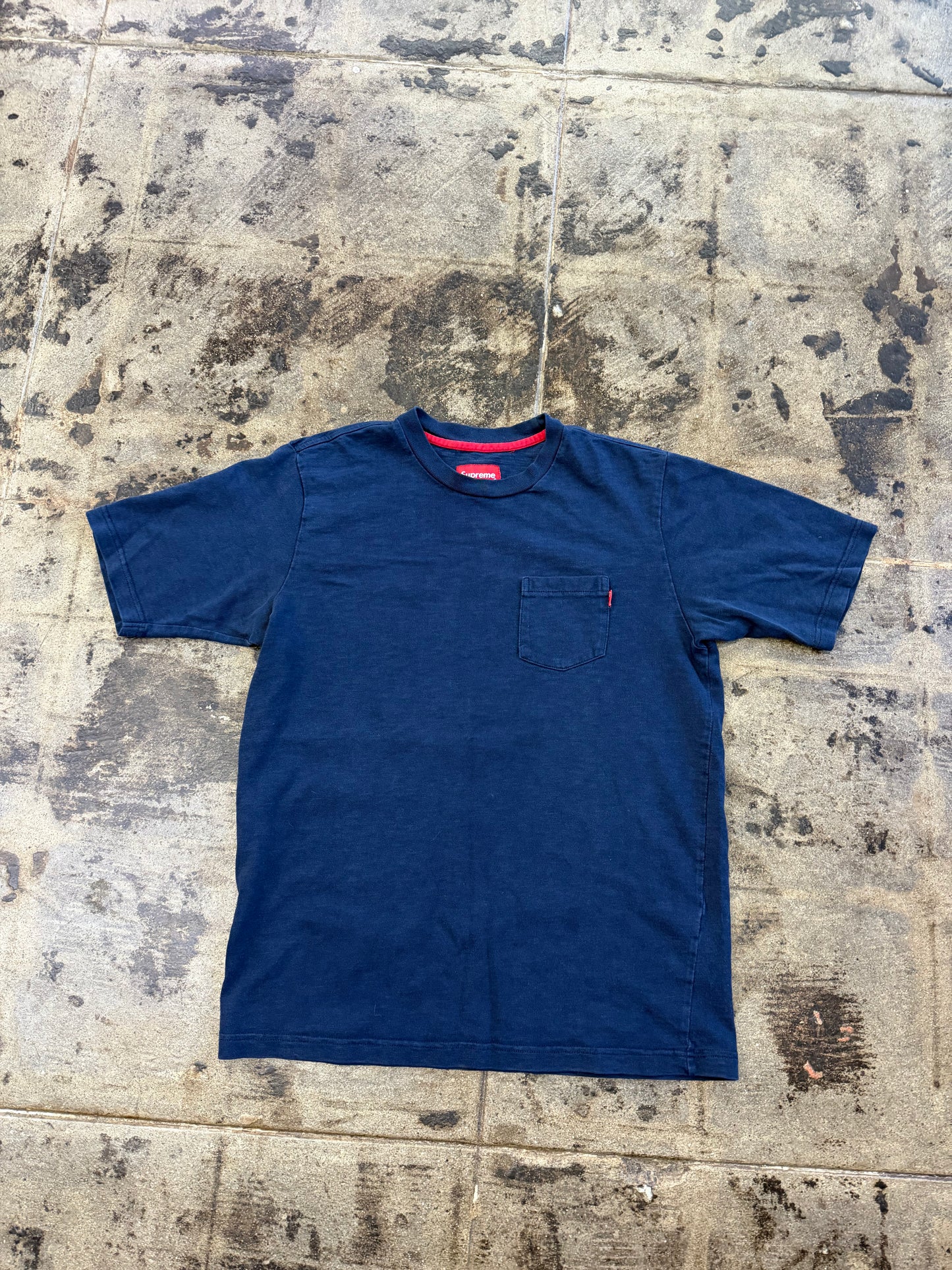 SUPREME NAVY POCKET TEE (USED)