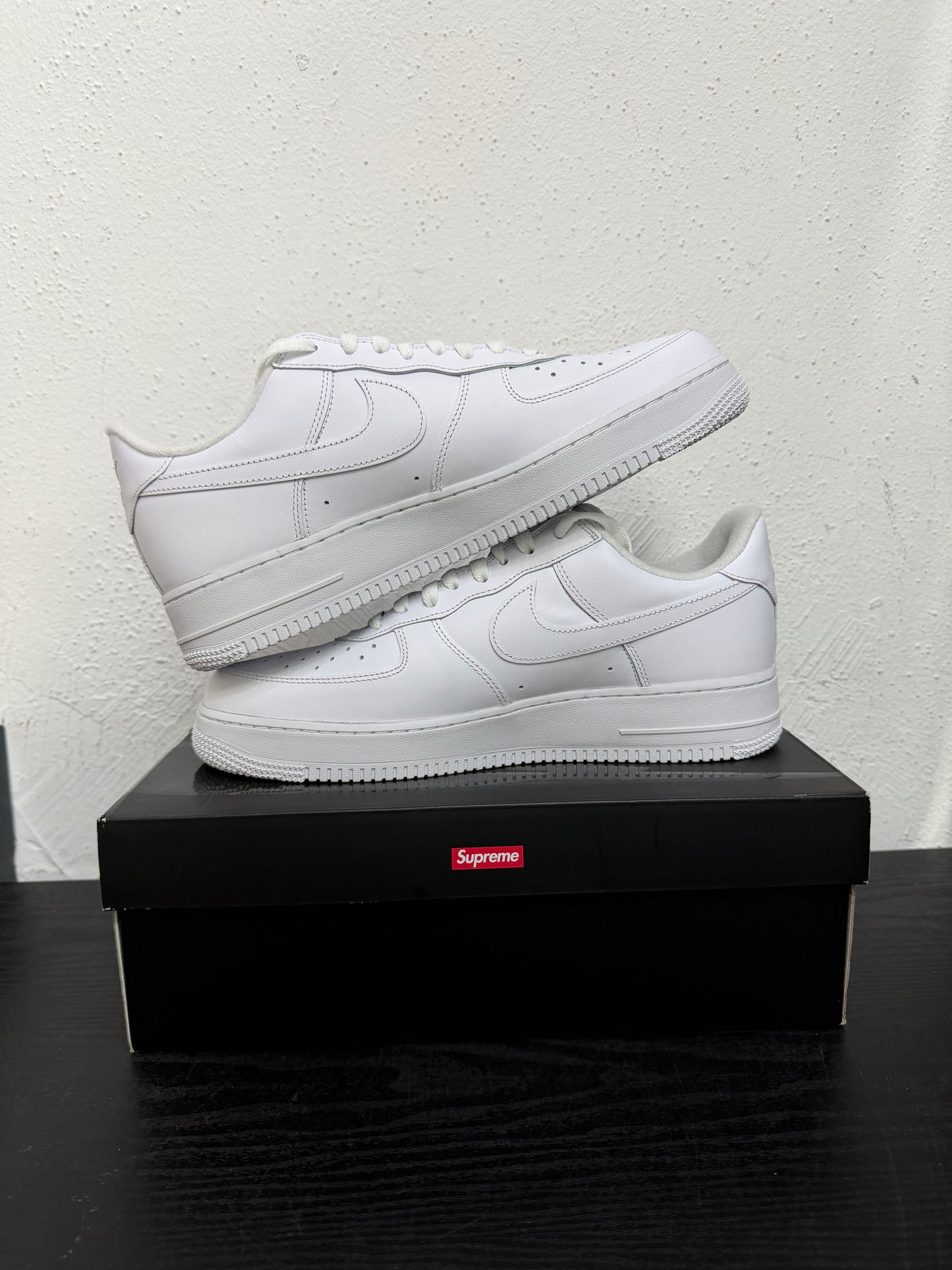SUPREME AIR FORCE 1 LOW WHITE