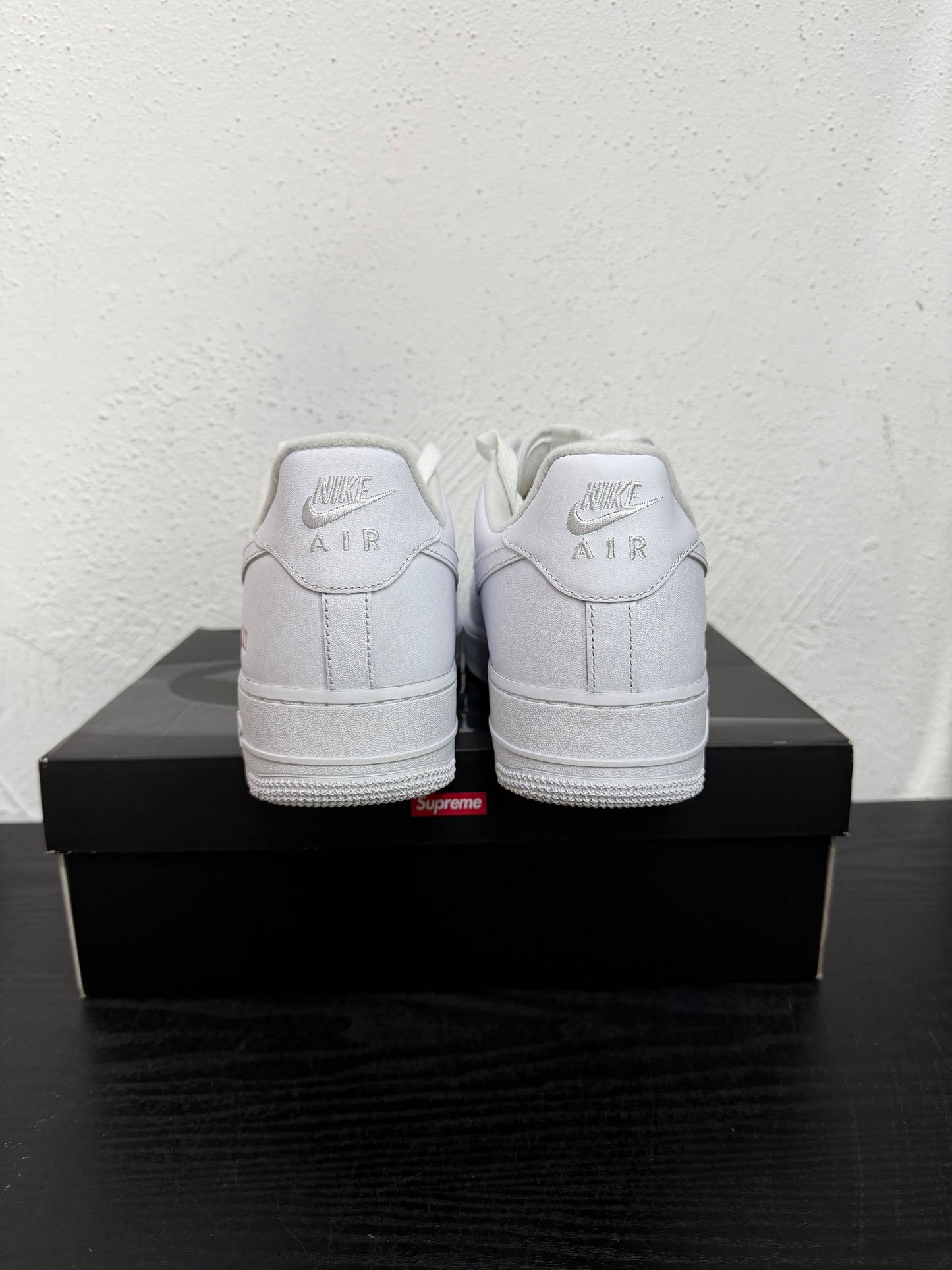 SUPREME AIR FORCE 1 LOW WHITE