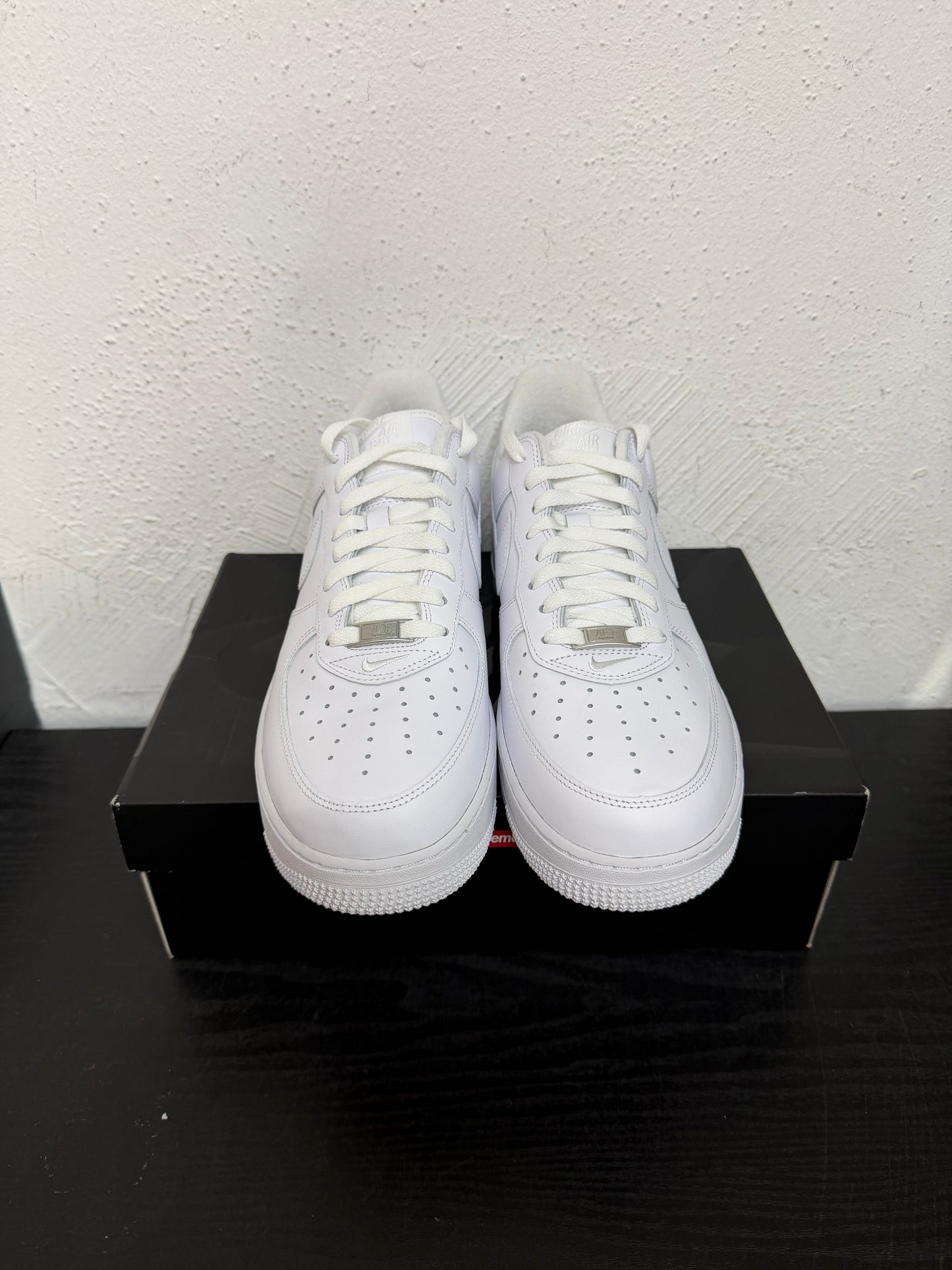 SUPREME AIR FORCE 1 LOW WHITE