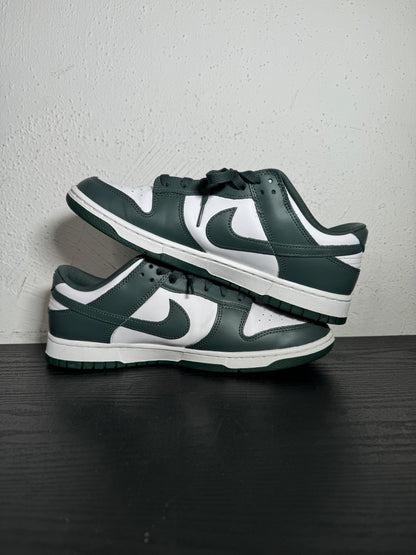 DUNK LOW VINTAGE GREEN (USED) (NO BOX)