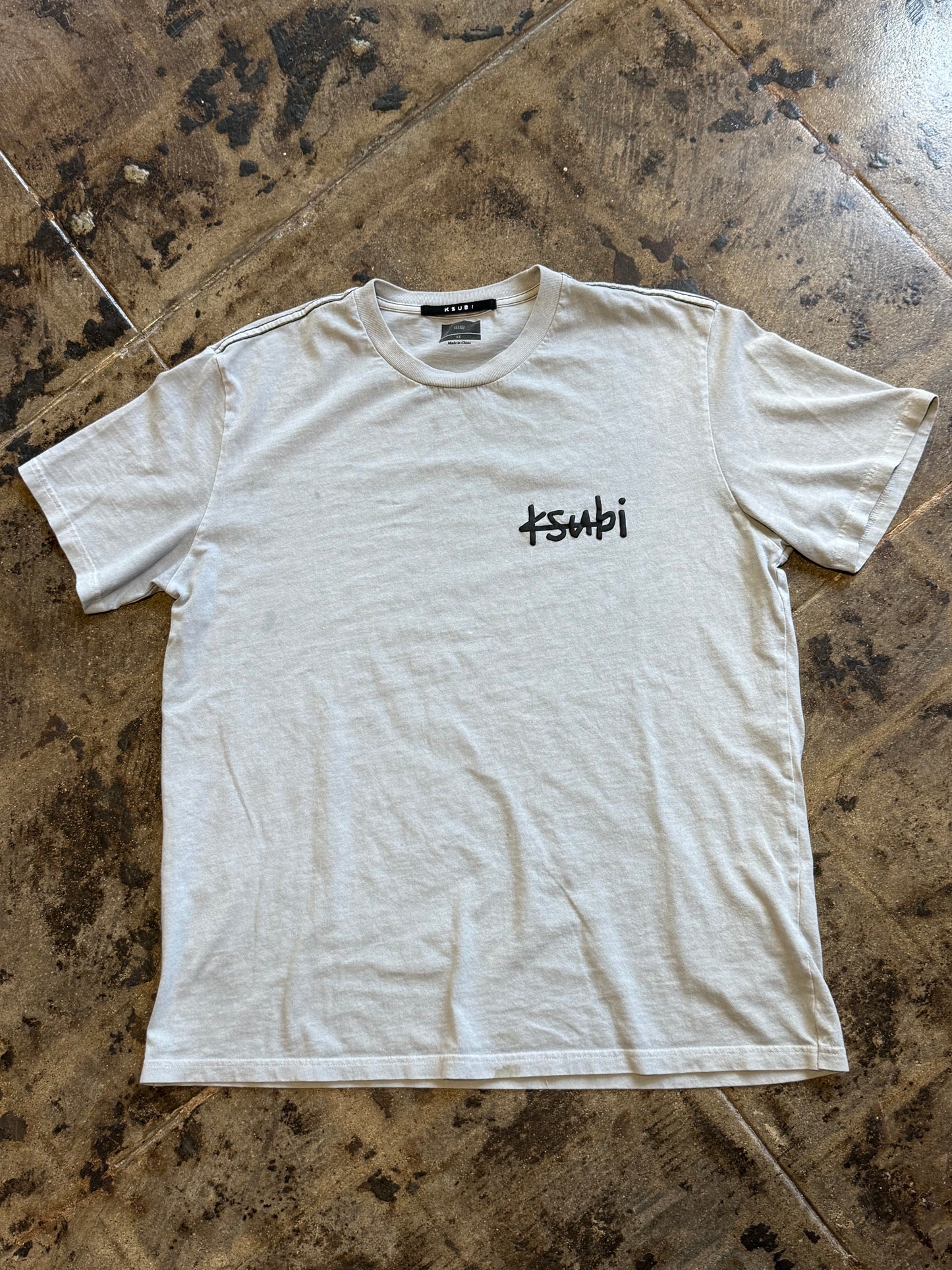 KSUBI TEE