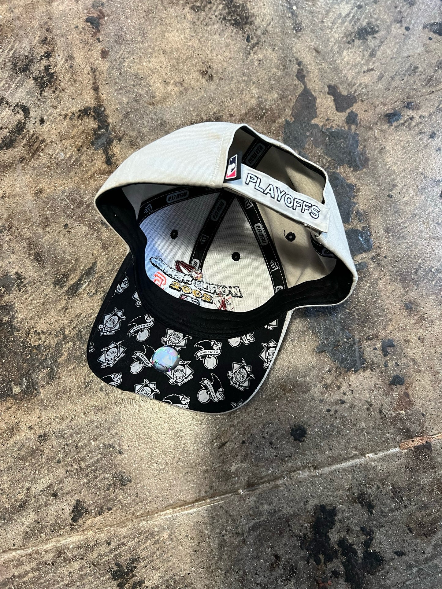 WORLD SERIES 2002 SNAPBACK