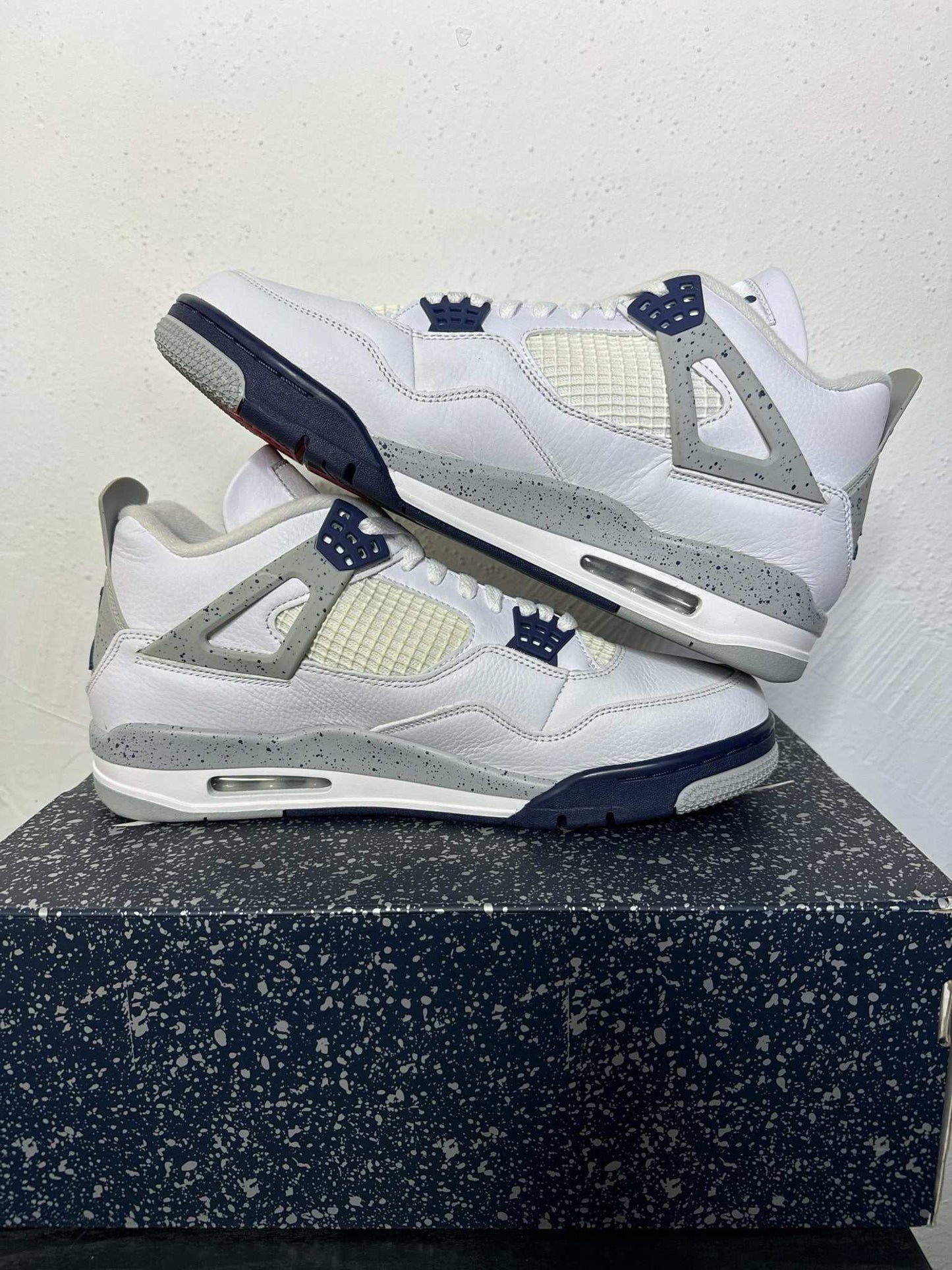 JORDAN 4 MIDNIGHT NAVY