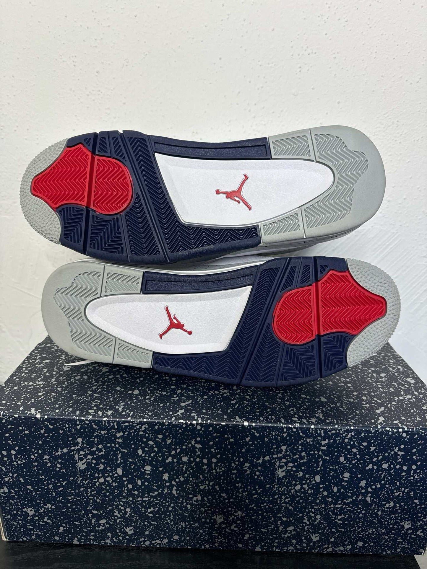 JORDAN 4 MIDNIGHT NAVY