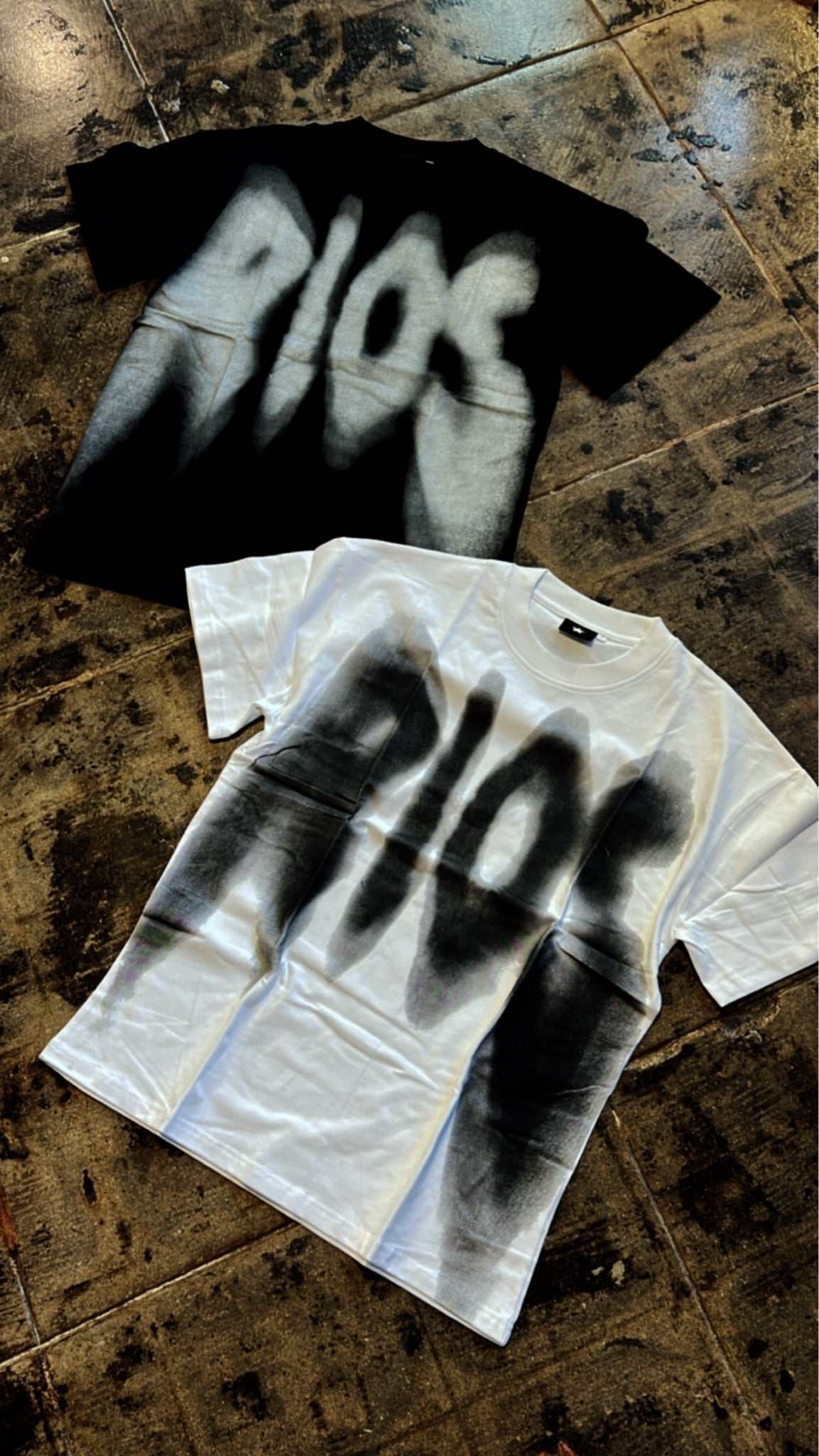 RIOS TEE front view on plain background