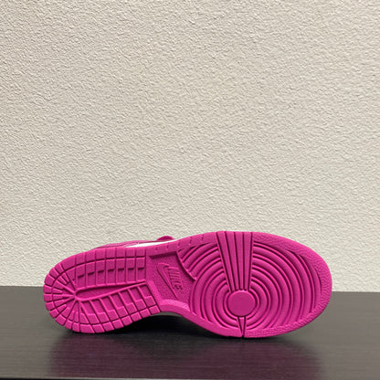Dunk Low Active Fuchsia