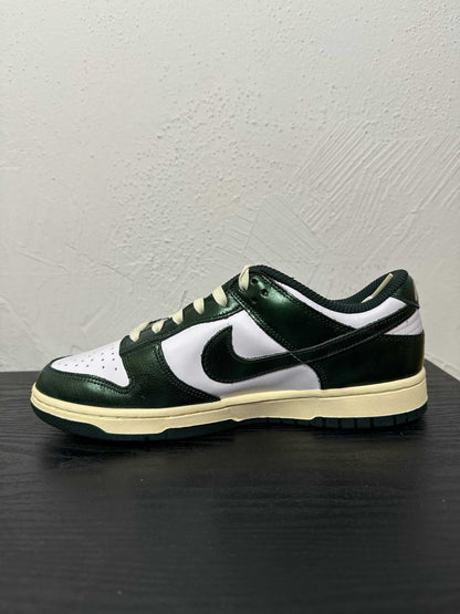 DUNK LOW VINTAGE GREEN