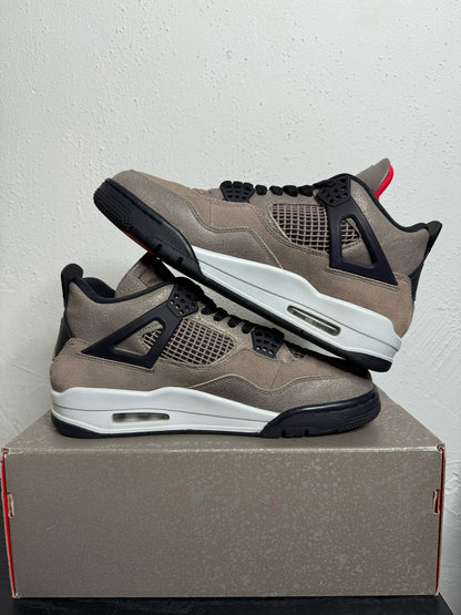 JORDAN 4 TAUPE HAZE (USED) SIZE: 9