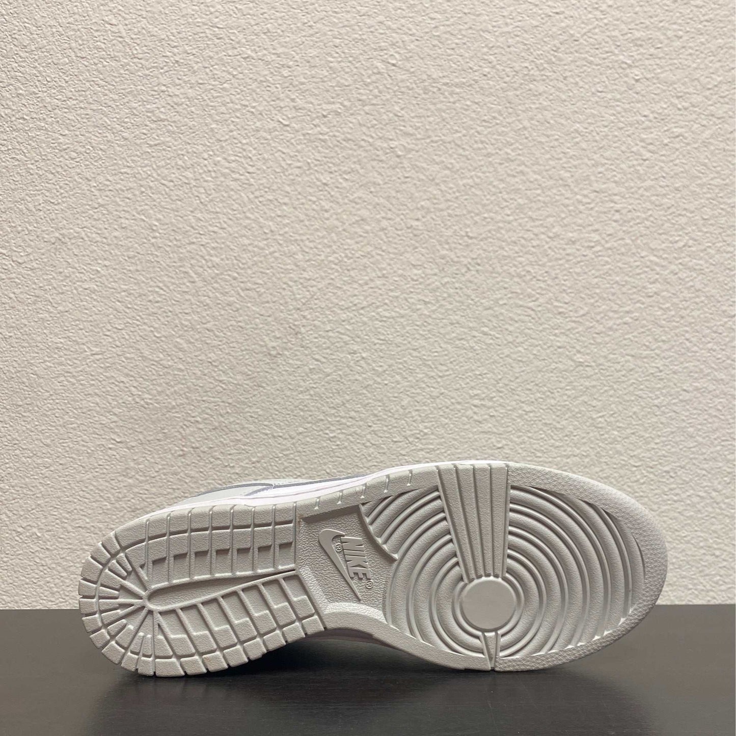 DUNK LOW PHOTON DUST