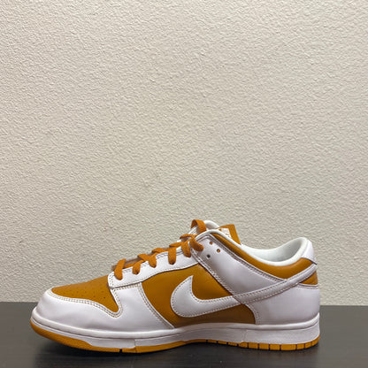 DUNK LOW REVERSE CURRY