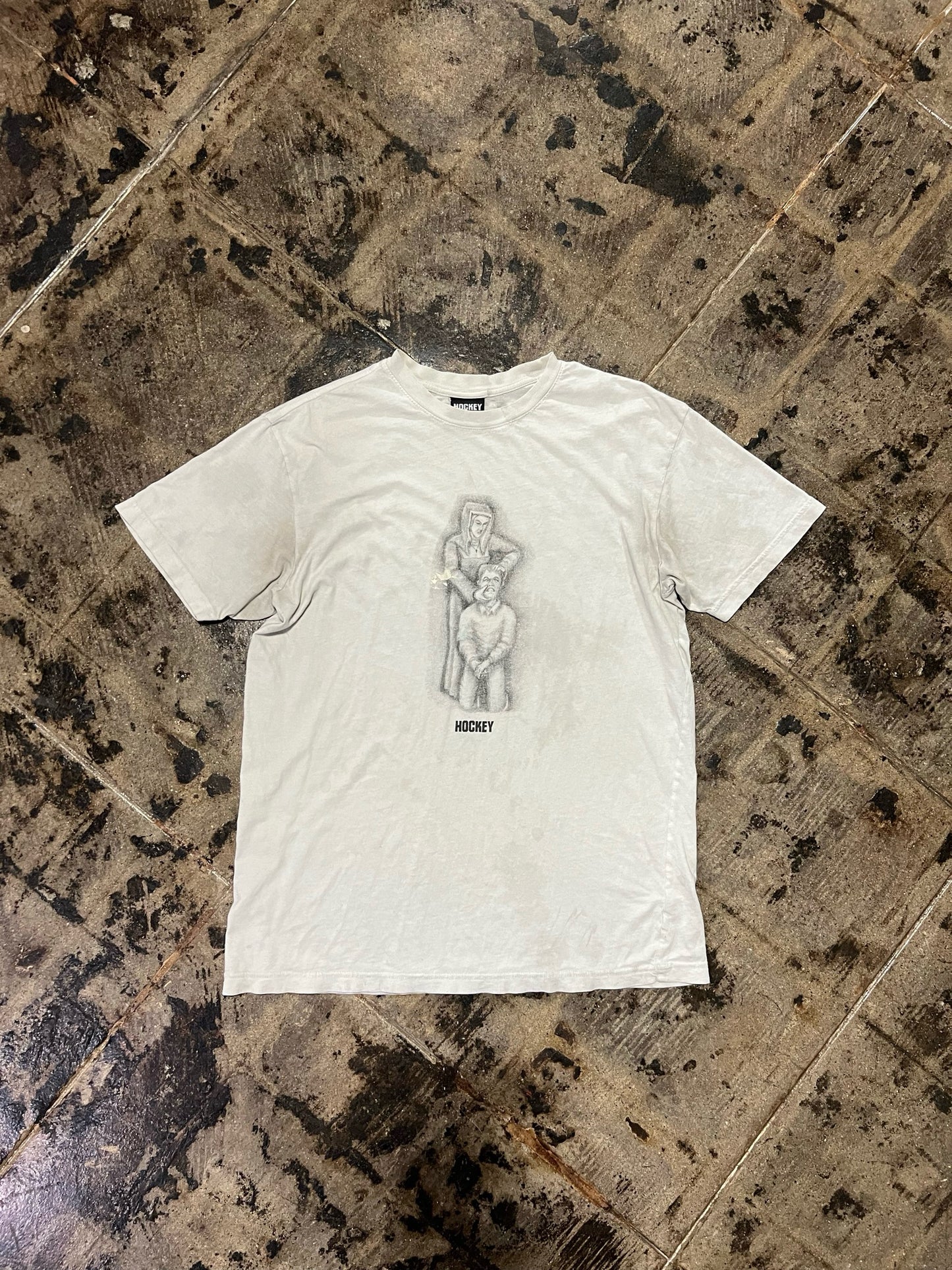 HOCKEY NUN TEE SIZE: M