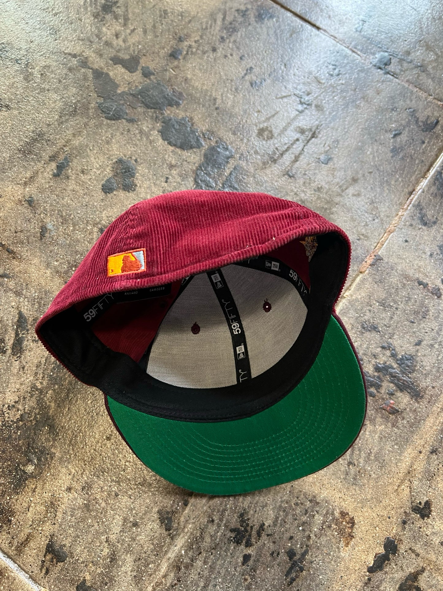 CORDUROY SEATTLE MARINERS FITTED HAT SZ: 7 5/8