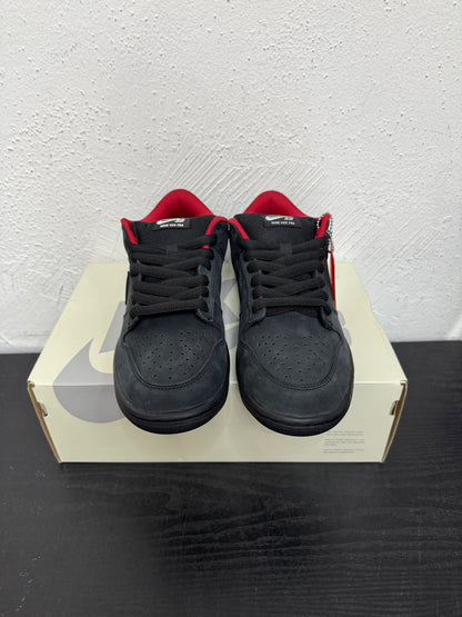 DUNK LOW SB SUPREME 94 BLACK