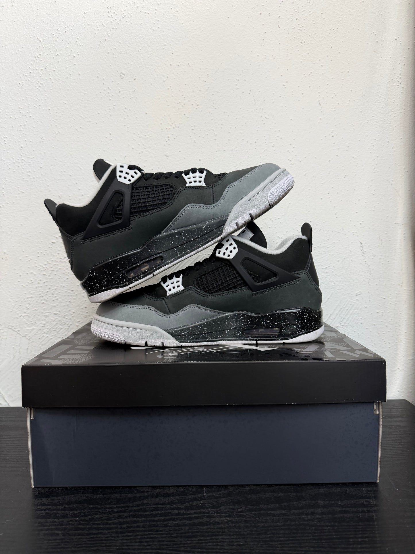 JORDAN 4 FEAR (USED)