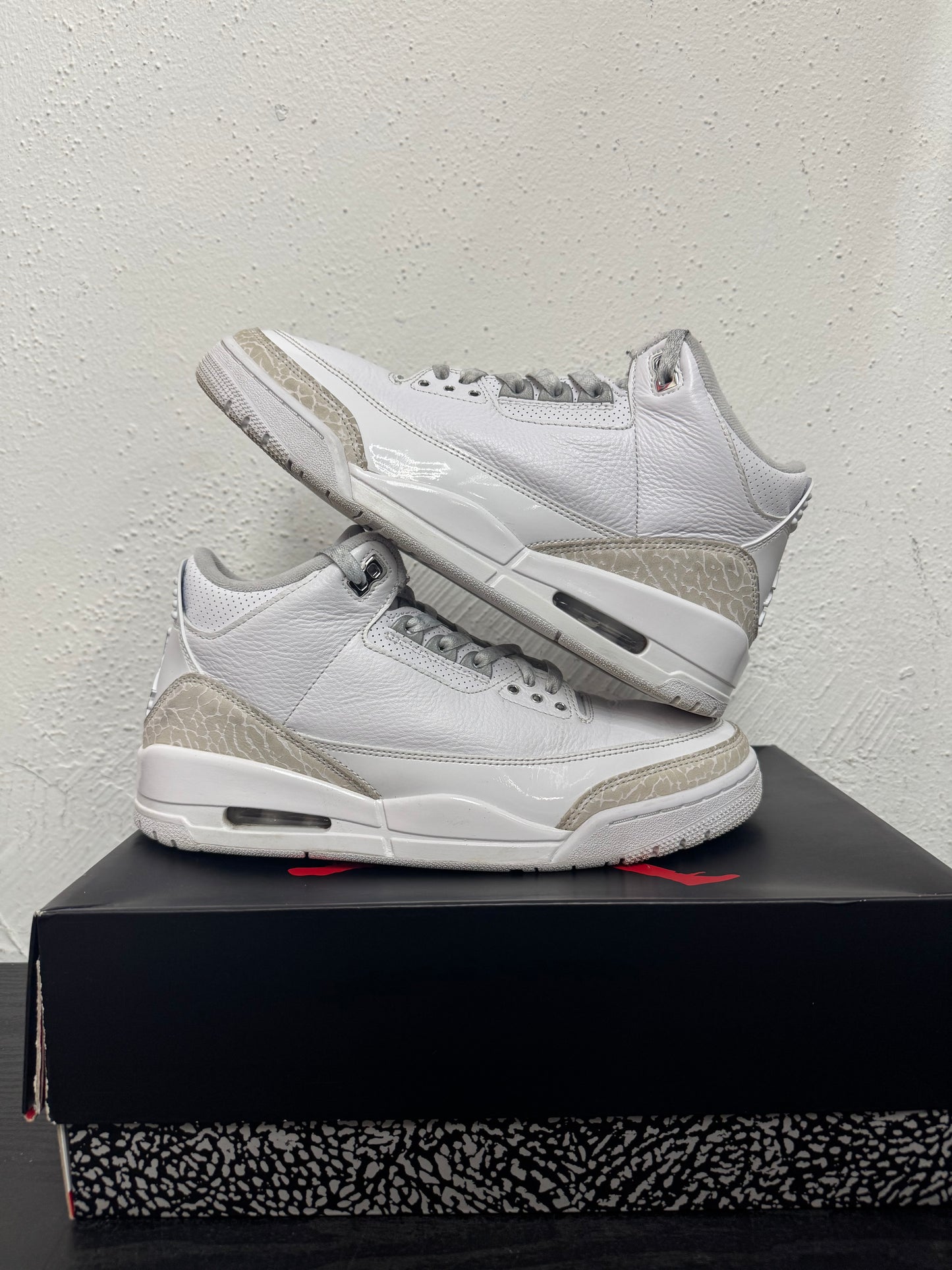 JORDAN 3 PURE MONEY (USED)