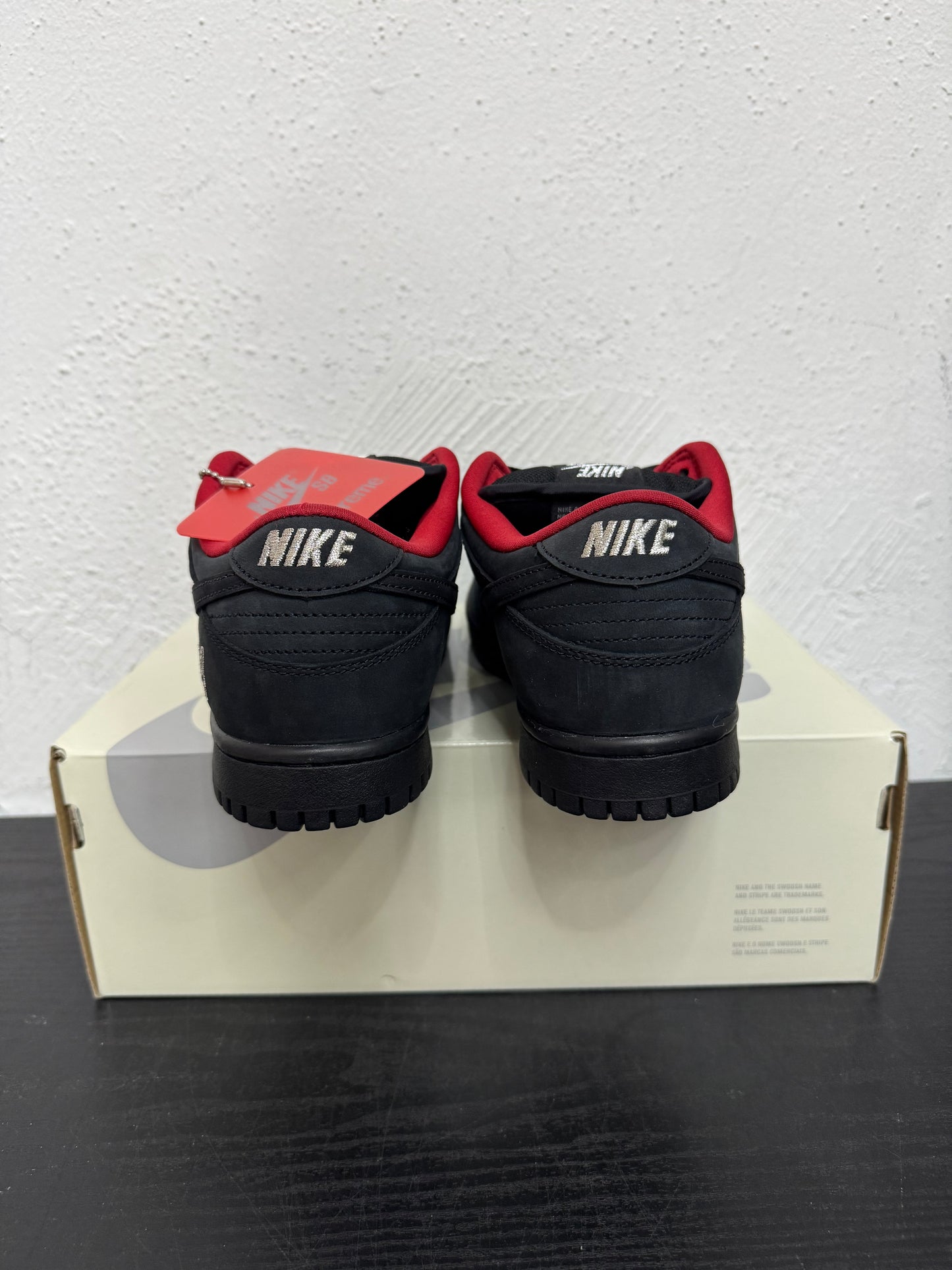 DUNK LOW SB SUPREME 94 BLACK