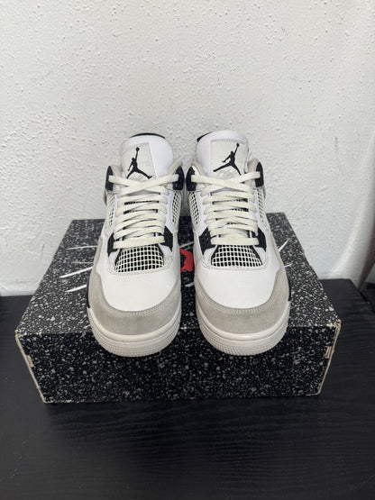 JORDAN 4 MILITARY BLACK (USED)