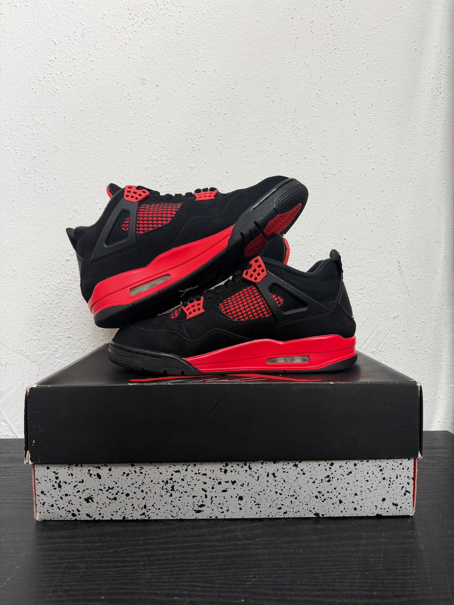 JORDAN 4 RED THUNDER (USED