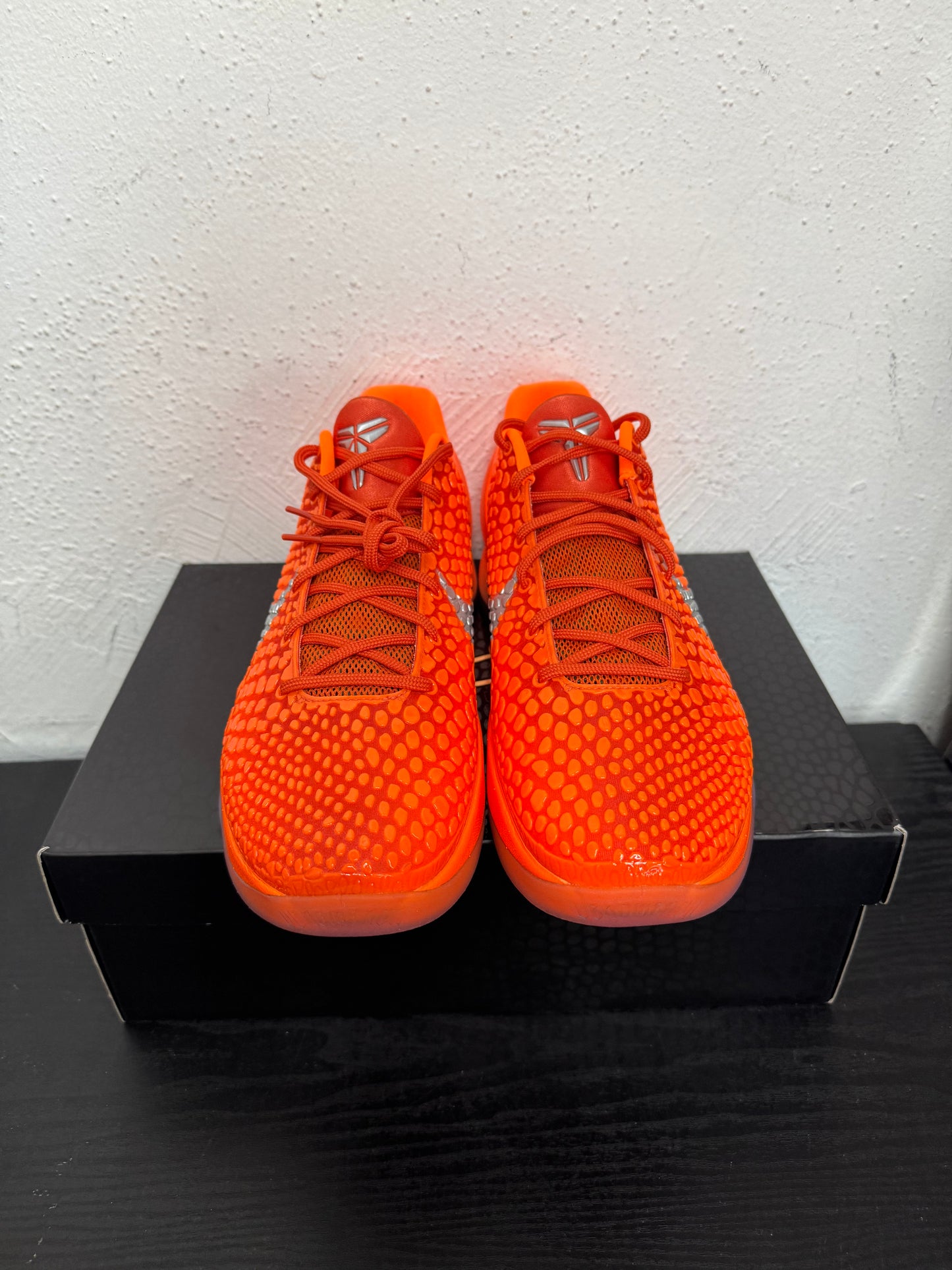 KOBE 6 TOTAL ORANGE