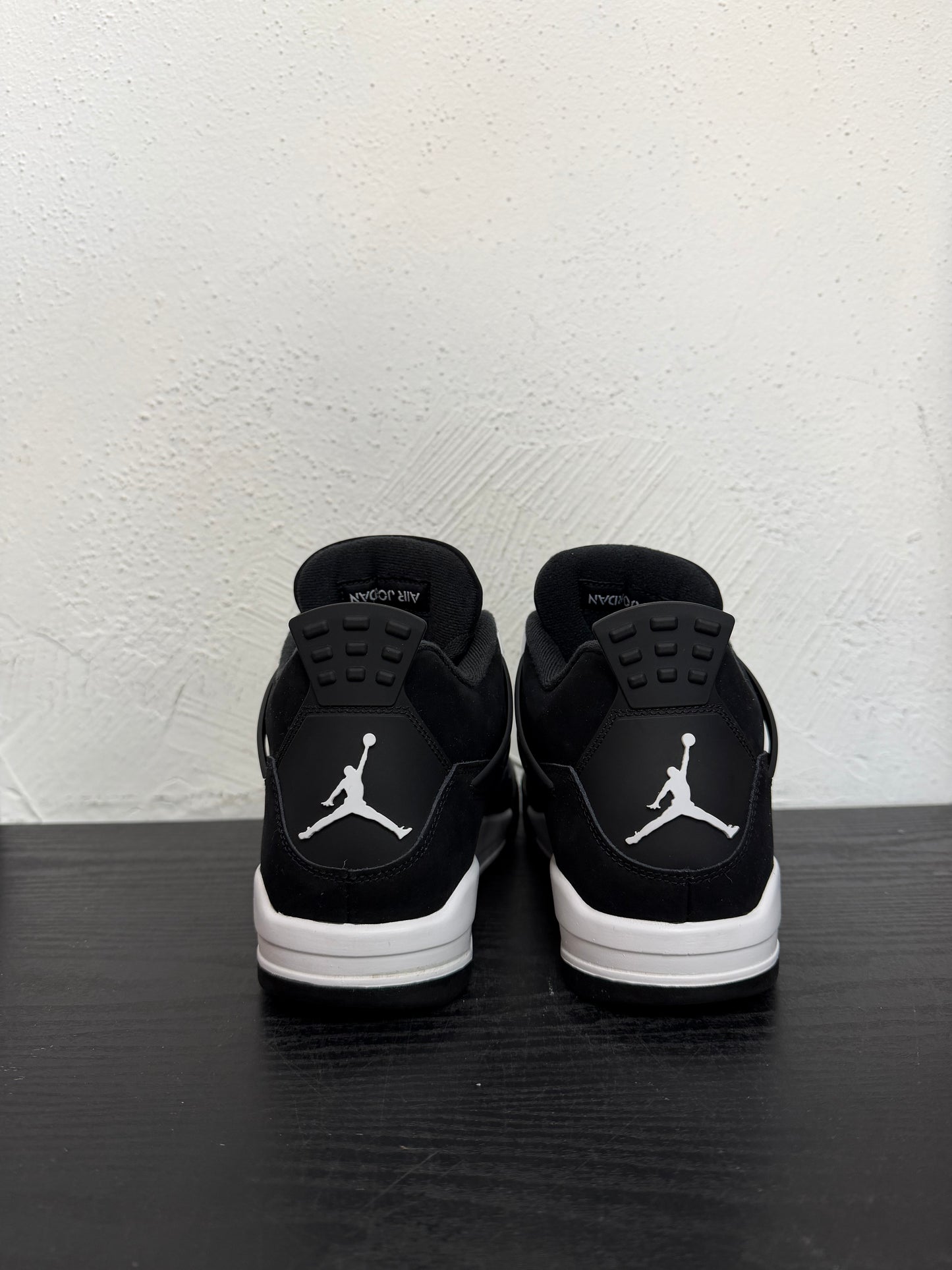 JORDAN 4 WHITE THUNDER (USED) (NB)